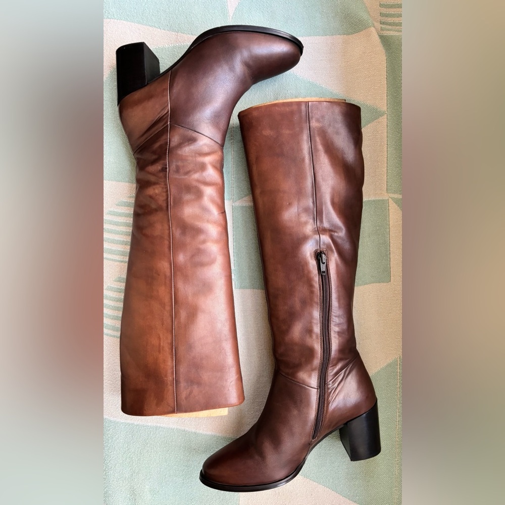 Seychelles dark brown below the knee leather boots with heel